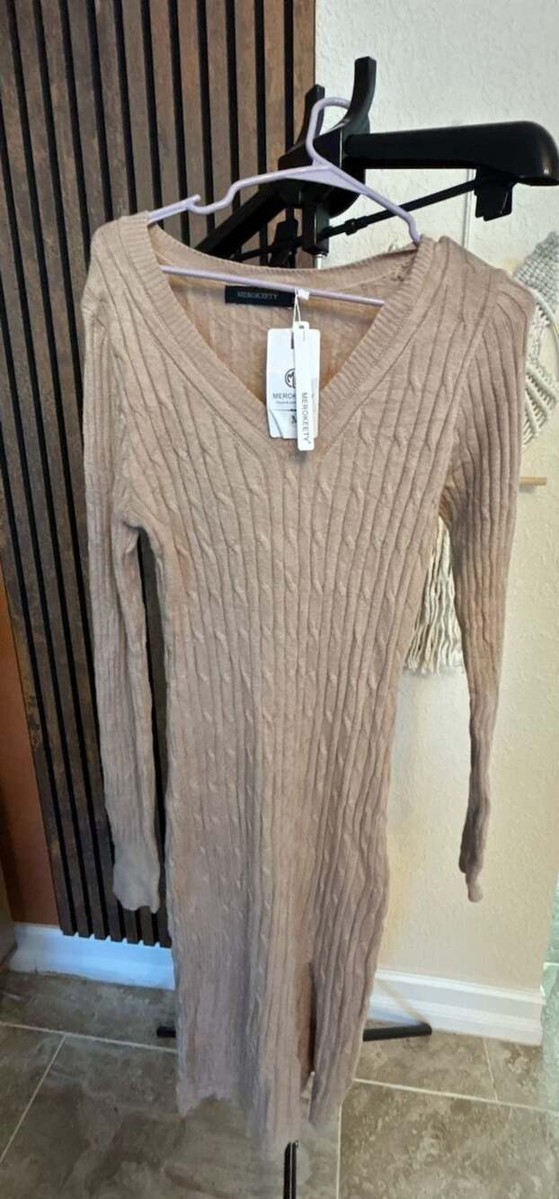 MEROKEETY V-Neck Cable Knit Sweater Dress Size M Beige